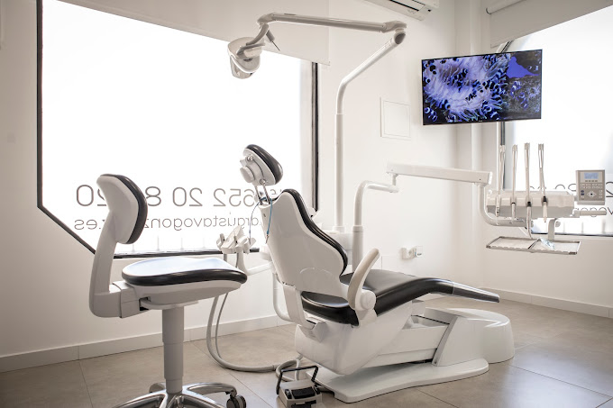 Dr. Gustavo González Centro Dental