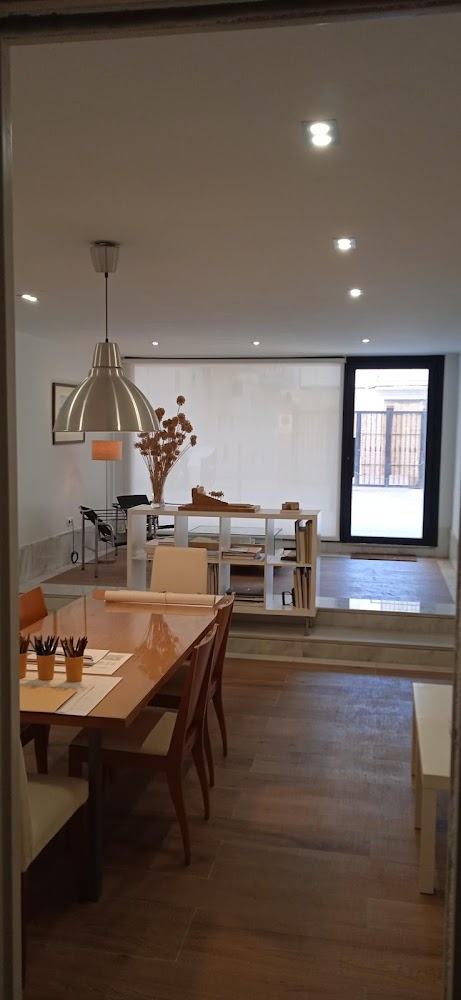 Lorenzo y Porras - arquitectos. Miguel A. Lorenzo Peinado e Inmaculada Porras Martín