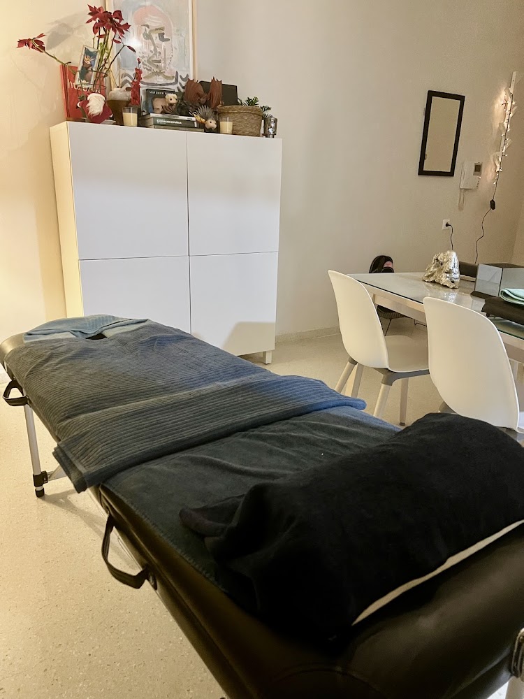 Sam Massage Málaga Center / Sam Masajes málaga - Quiromasajista hombre
