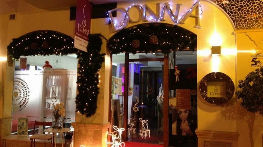 Peluqueria y Estética Donna. Salón de belleza