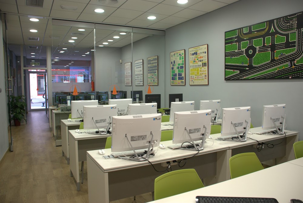 Autoescuela Torre-Vélez